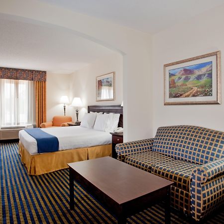 Holiday Inn Express & Suites Chesapeake By Ihg Εξωτερικό φωτογραφία