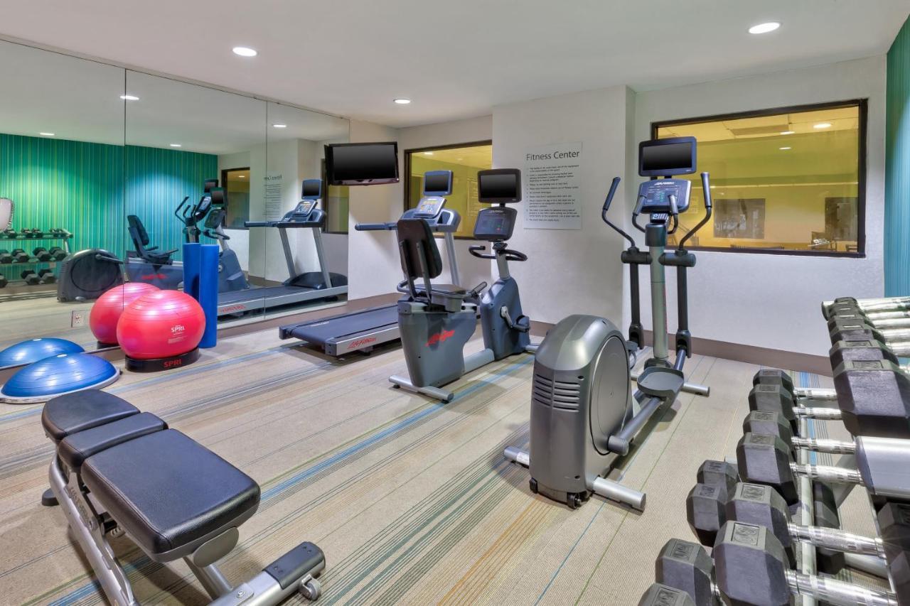 Holiday Inn Express & Suites Chesapeake By Ihg Εξωτερικό φωτογραφία