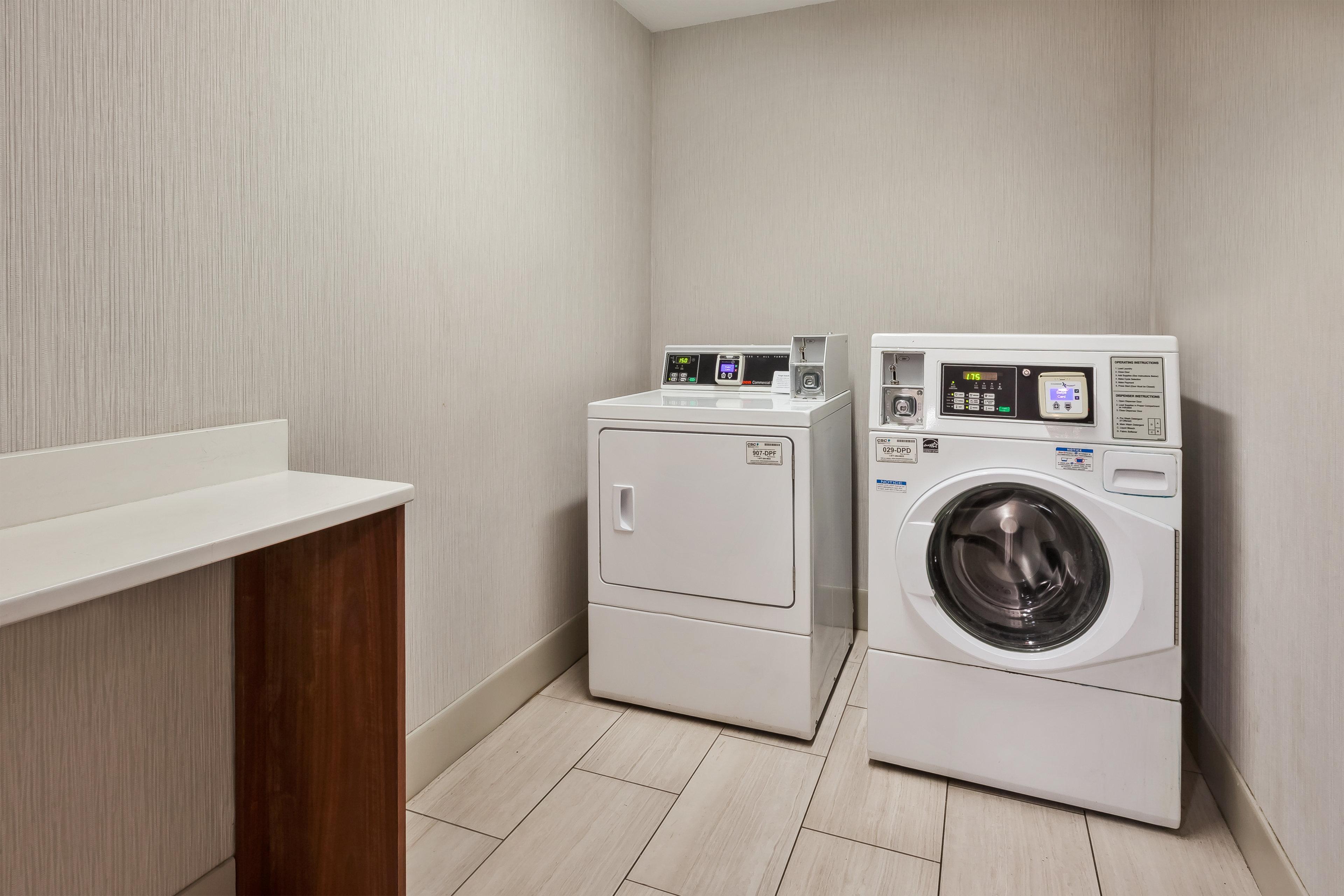 Holiday Inn Express & Suites Chesapeake By Ihg Εξωτερικό φωτογραφία