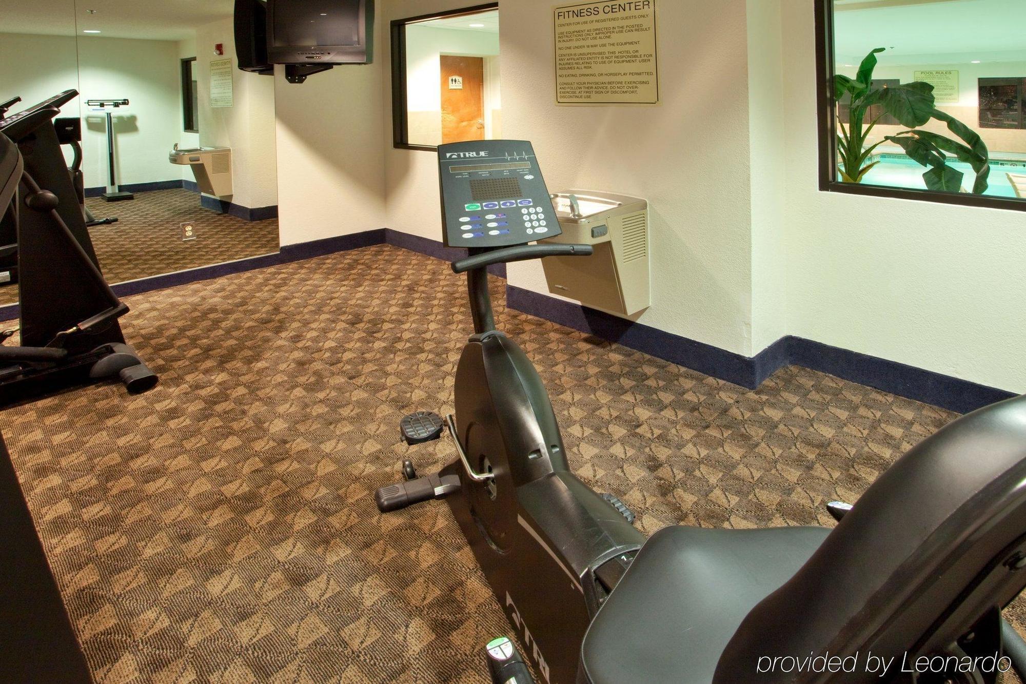 Holiday Inn Express & Suites Chesapeake By Ihg Ανέσεις φωτογραφία